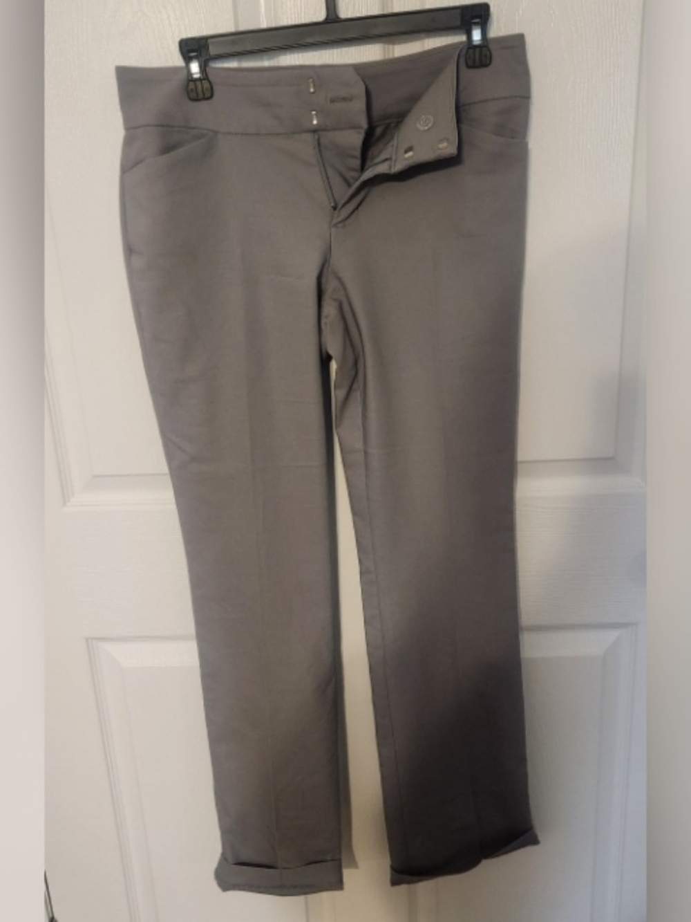 Liverpool Women's Gray Straight Leg Jeans